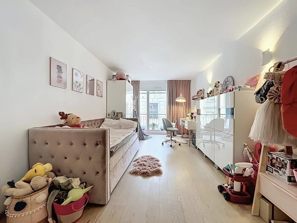 4.5 rooms Apartment to buy in Veytaux - image 1/11