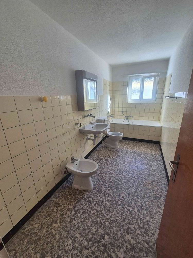 3.5 rooms Apartment for rent in Thusis - image 1/6