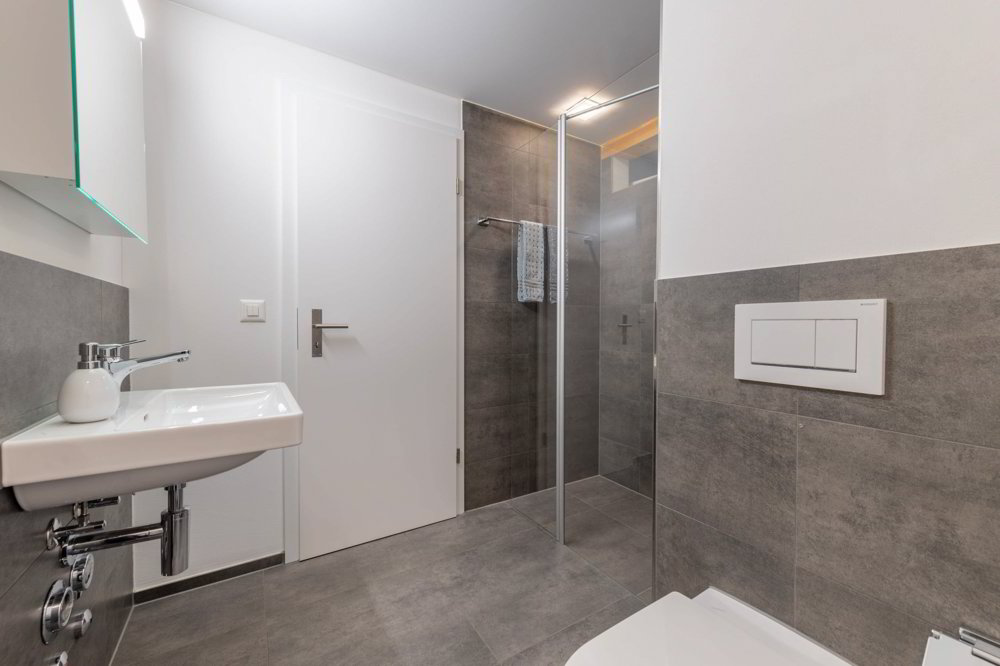 Appartamento di 3.5 locali in vendita a Attiswil - immagine 1/13