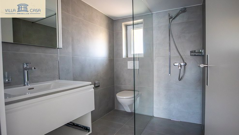 4 rooms Apartment to buy in Seftigen - image 1/13