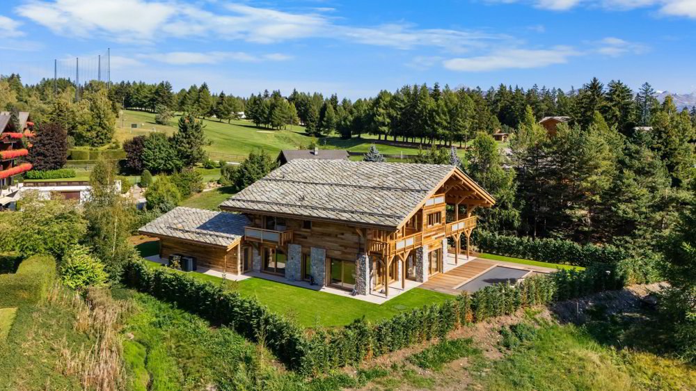 Casa di 7 locali in vendita a Crans-Montana - immagine 1/12