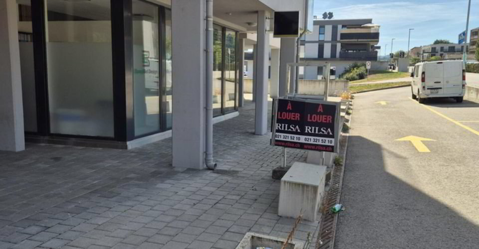 null rooms Office & Commercial for rent in Moudon - image 1/13