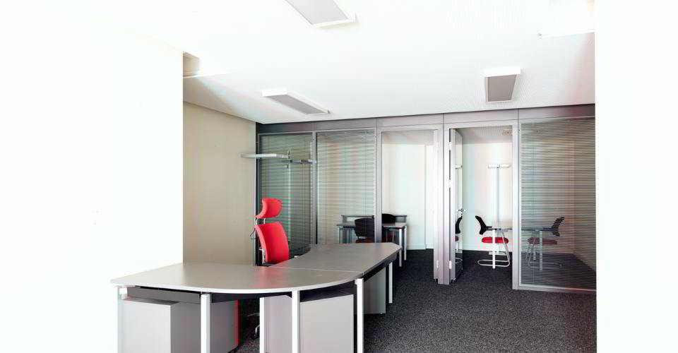 null rooms Office & Commercial for rent in Romont FR - image 1/7