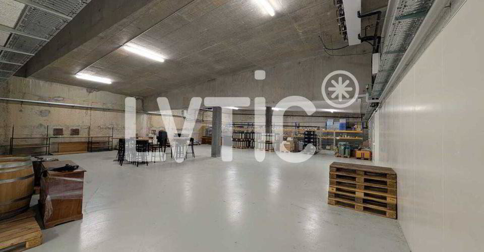 Dépôt, atelier, laboratoire de 800 m² à louer à Bussigny - Ansicht 3
