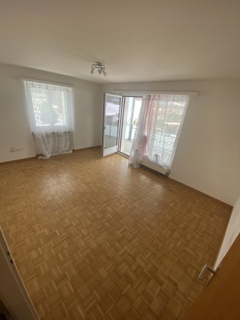 Appartement 4 pièces à louer à Cazis - image 1/1