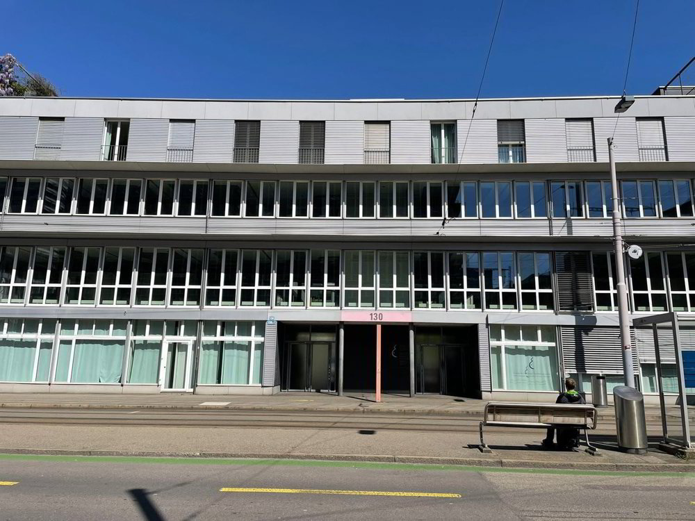 null rooms Office & Commercial for rent in Zurigo - image 1/7