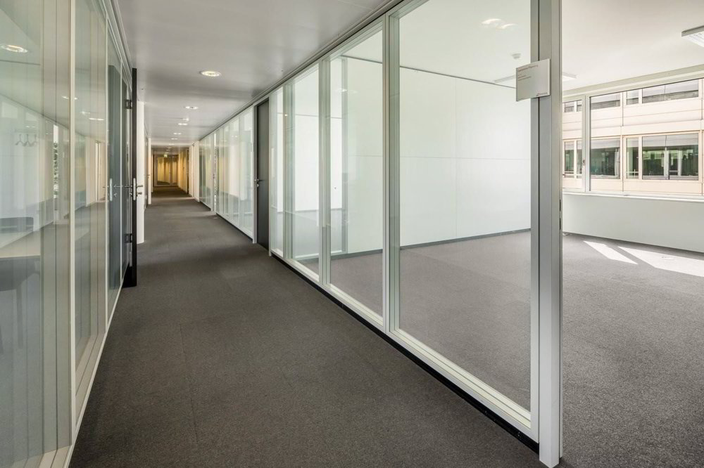 Ausgebaute Bürofläche mit ca. 612 m² in Kloten, per sofort verfügbar - Mehr