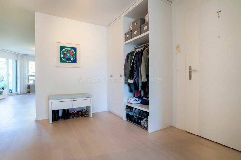 3 rooms Apartment to buy in Winterthur - image 1/13