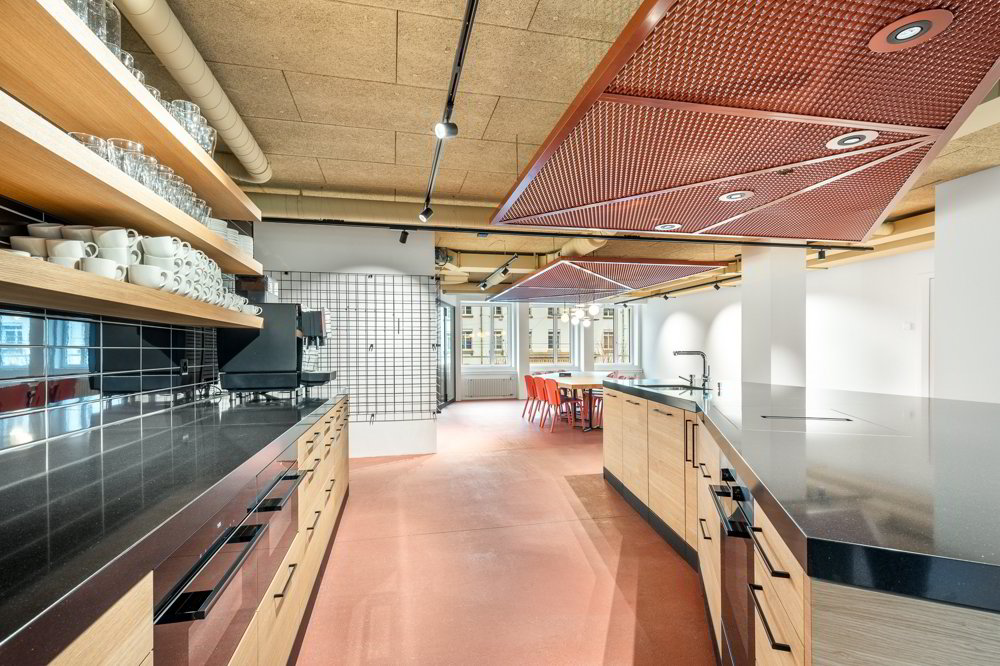 null rooms Office & Commercial for rent in Basel - image 1/13