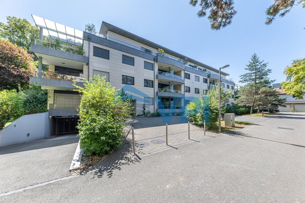 4 rooms Apartment to buy in Genève - image 1/9