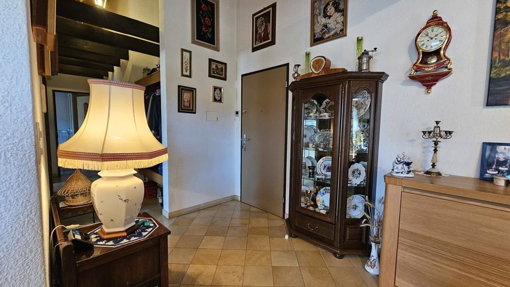 4 rooms Apartment to buy in Porrentruy - image 1/13