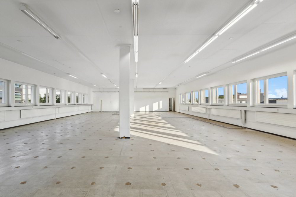 Commercial to rent in Fällanden - Ansicht 3