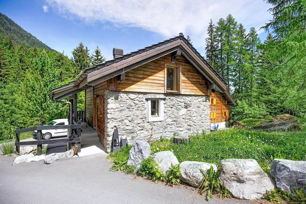 Ufficio & Commercio di 19 locali in vendita a Haute-Nendaz - immagine 1/18