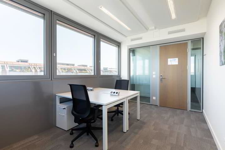 Bureau privé pour 3 à Regus Nations - Ansicht 3