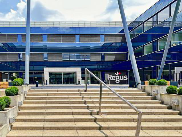 Bureau privé pour 5 à Regus Business Park - Ansicht 2
