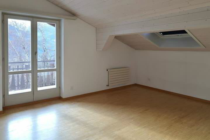 9.5 rooms House to buy in Naters - image 1/13