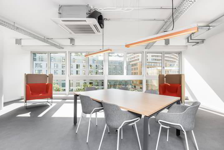 Bureau privé pour 5 à Regus Bessieres - Mehr