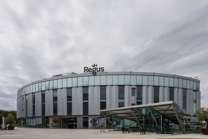 Bureau privé pour 3 à Regus iLife City - Ansicht 2