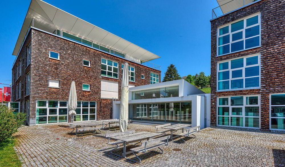 Local commercial en location à Auf Anfrage - 297 m² - Mehr