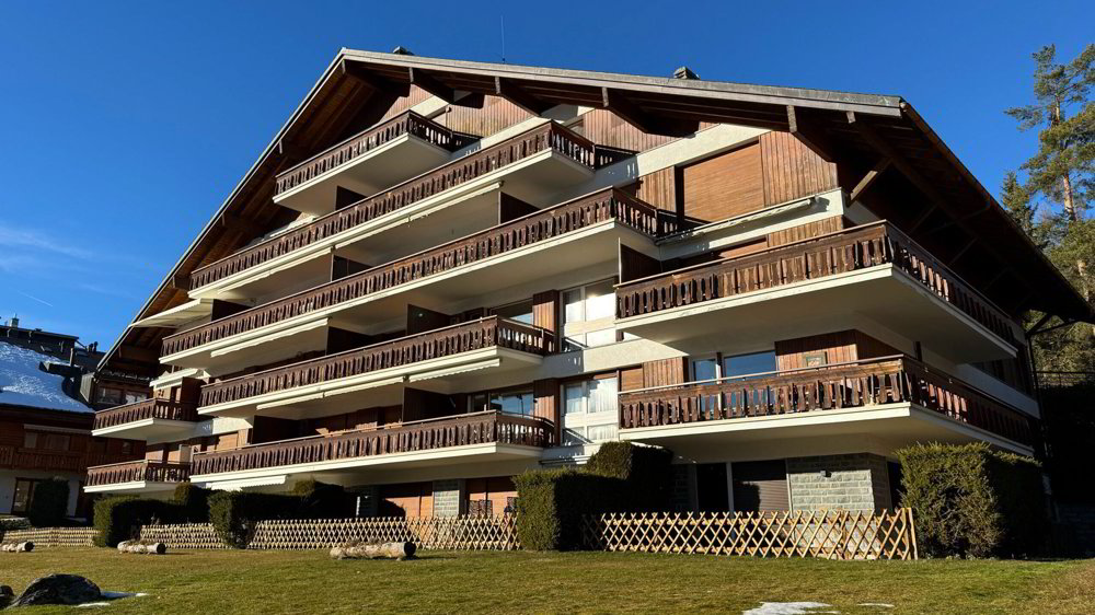 1 rooms Apartment to buy in Crans-Montana - image 1/6