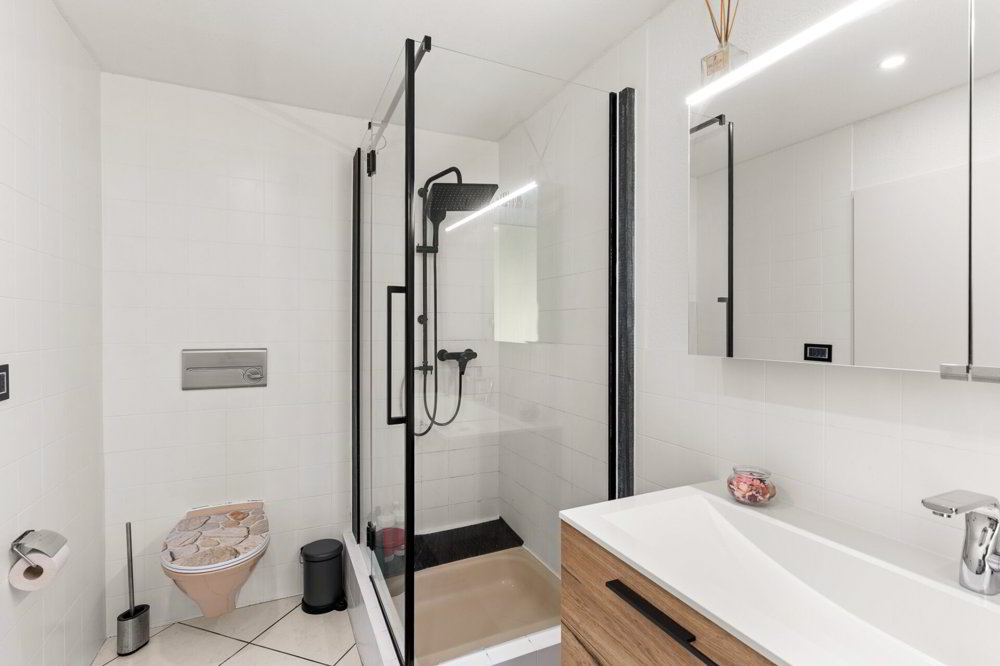 6.5 rooms House to buy in Balsthal - image 1/18
