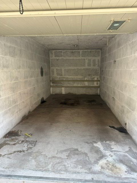 Garagenparkplatz - Ansicht 2
