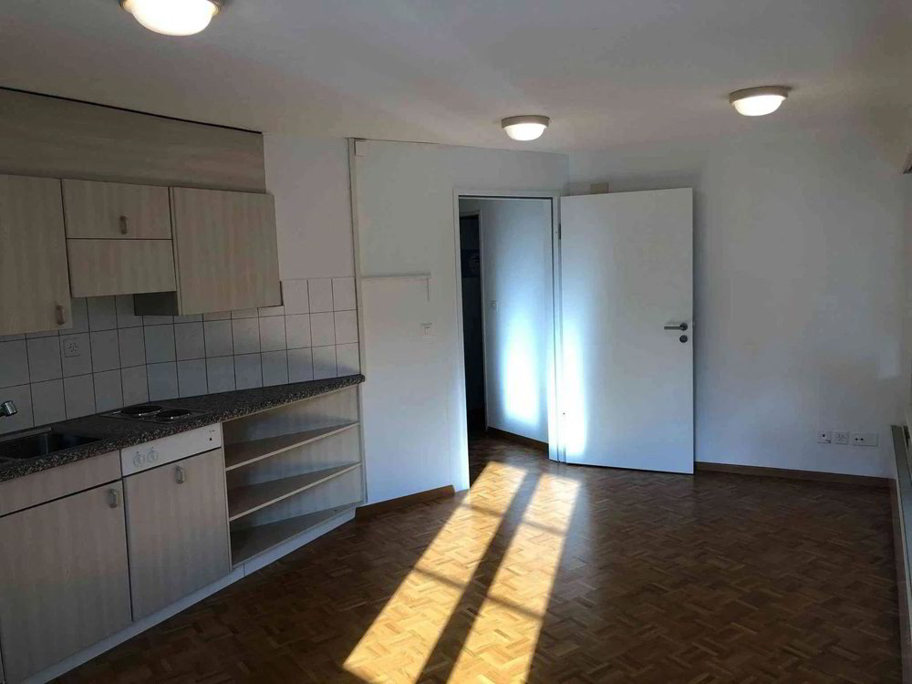 Heller Raum in Bülach – CHF 690, per sofort - Ansicht 2