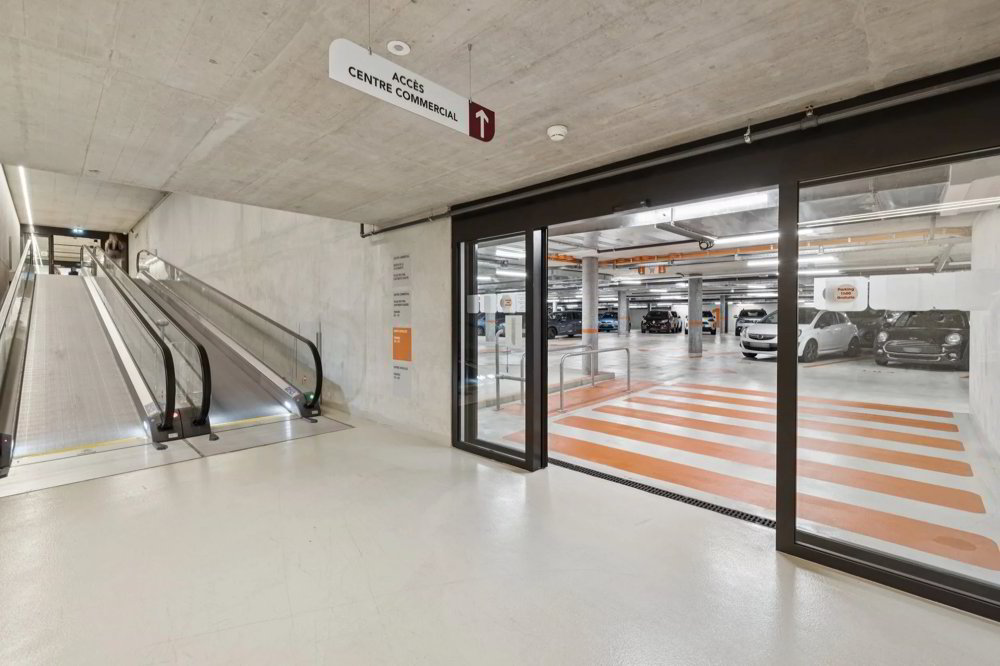 null rooms Car park, garage for rent in Meyrin - image 1/1