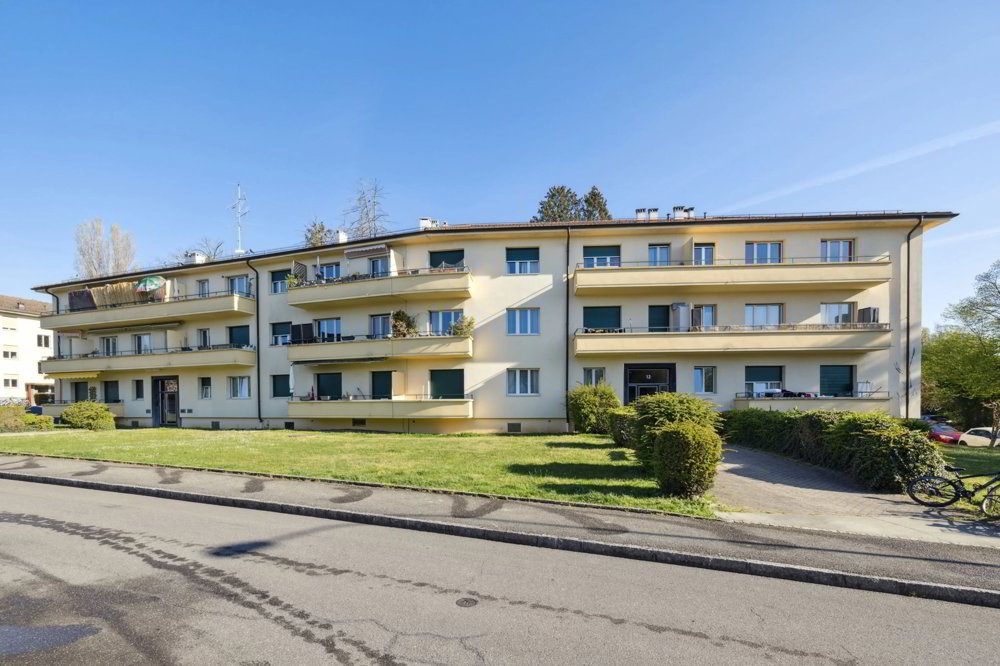 null rooms Car park, garage for rent in Versoix - image 1/1