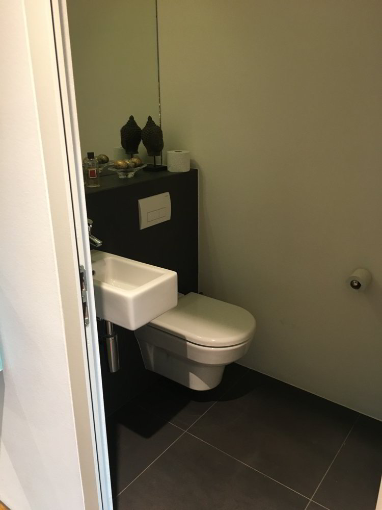 6 rooms Apartment for rent in Vevey - image 1/6