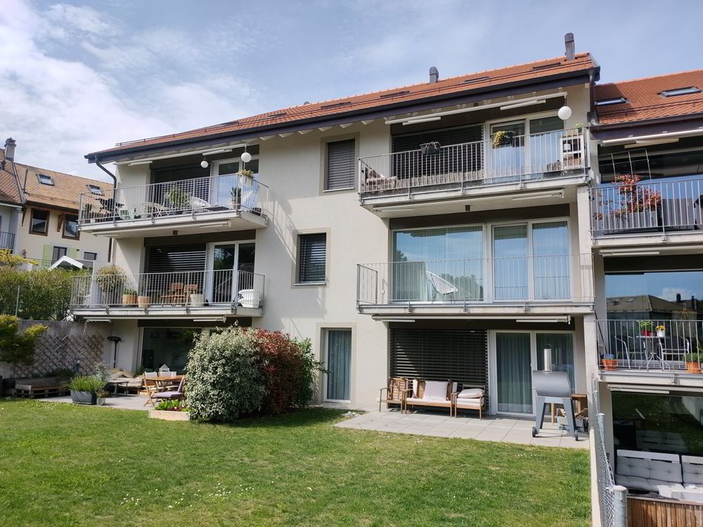null rooms Car park, garage for rent in Aubonne - image 1/2