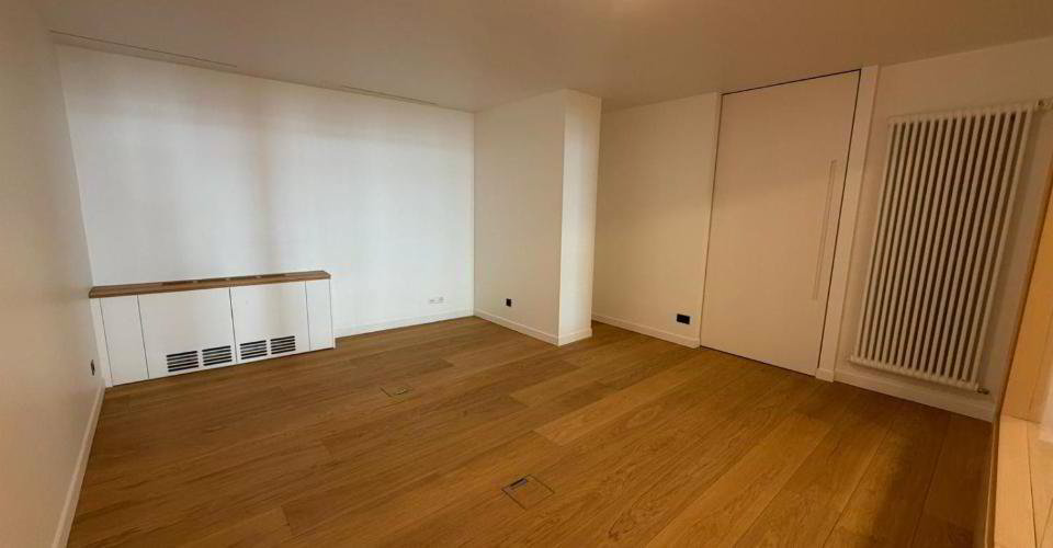 Bureau de haut standing au coeur de la Vieille-Ville - Mehr