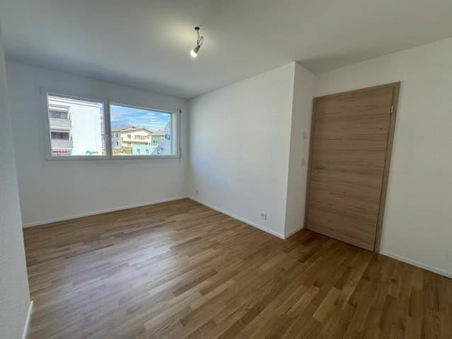 4.5 rooms Apartment for rent in Riddes - image 1/13