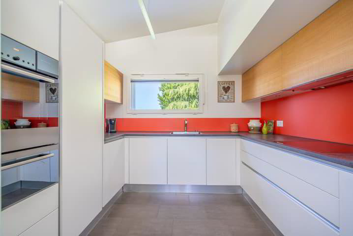 7.5 rooms House to buy in Le Mont-sur-Lausanne - image 1/7