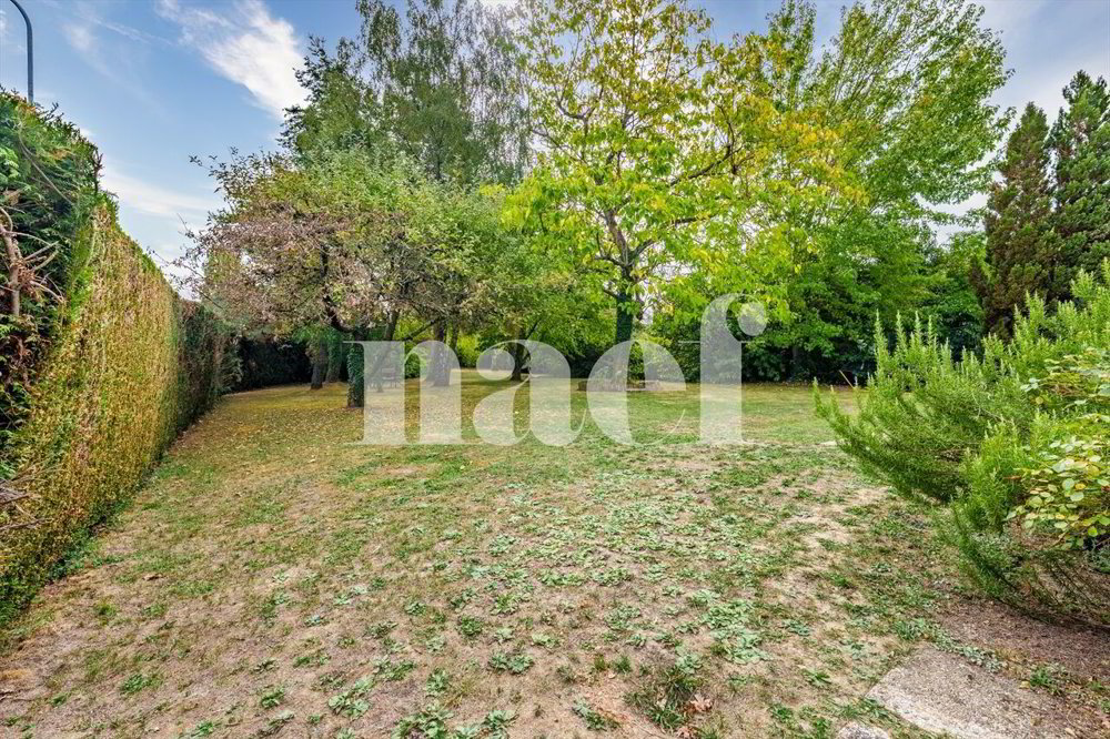 7 rooms House to buy in Corsier GE - image 1/13