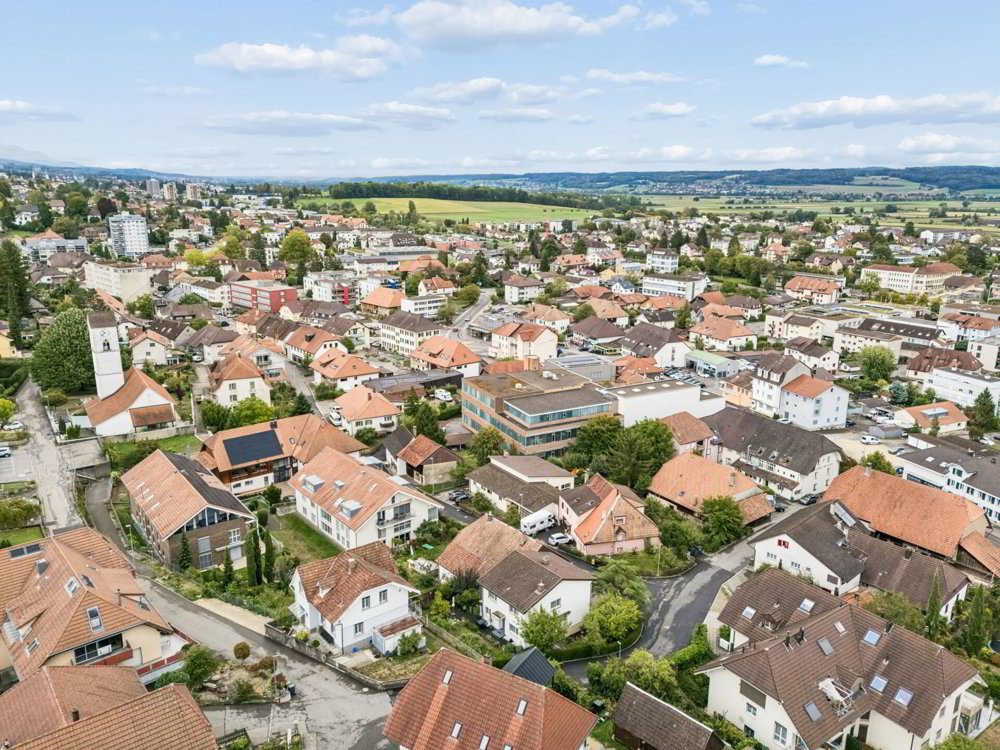 8 Zimmer Haus zum verkaufen in Lengnau BE - Bild 1/13