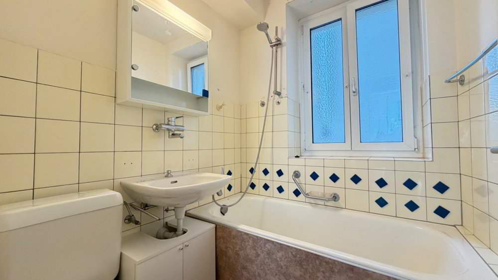 2.5 rooms Apartment for rent in Basel - image 1/8