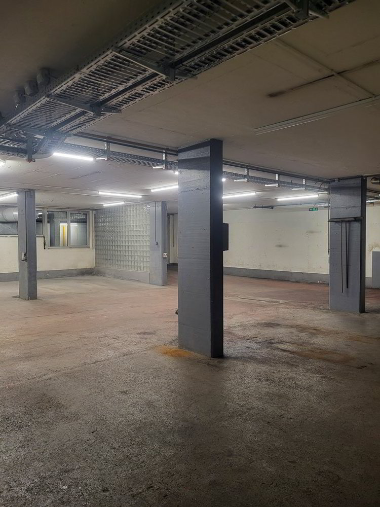 Grosszügiger Gewerberaum mit Büro & Tiefgaragenparkplätzen - Ansicht 2