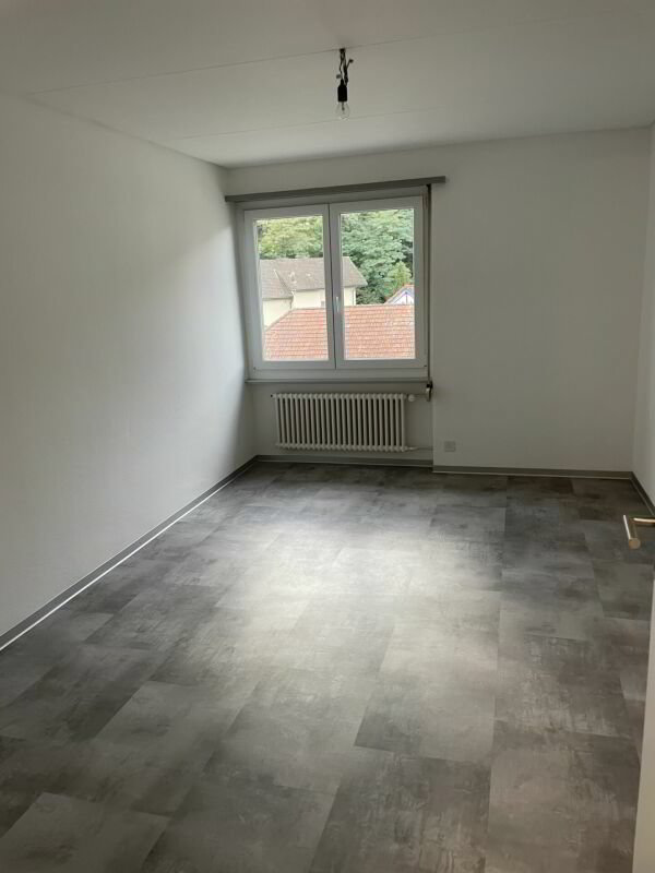 3 rooms Apartment for rent in Suhr - image 1/7