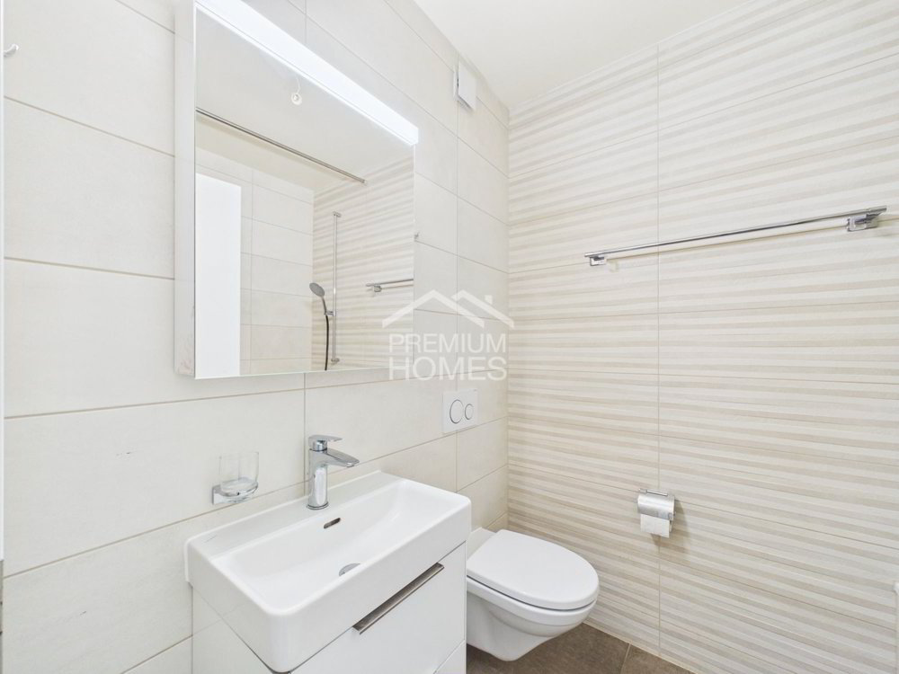 3 rooms Apartment to buy in Yverdon-les-Bains - image 1/7