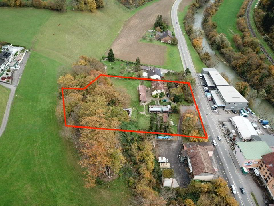 Attraktives Grundstück mit vielseitigem Nutzungspotenzial und bestehender Liegenschaft in idyllischer Lage - Ansicht 4
