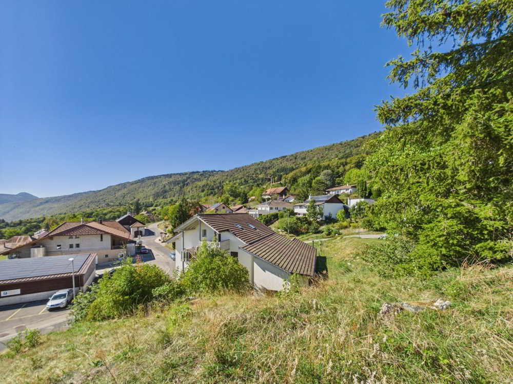Terrain constructible de 901 m² au centre du village, Projet autorisé pour 2 appartements, Possibilité de parcelle individuelle - Ansicht 2
