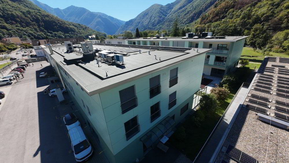 Spazio Commerciale / Ufficio di Prestigio in Stabile Moderno (2017) con Posti Auto in Garage - Ansicht 4
