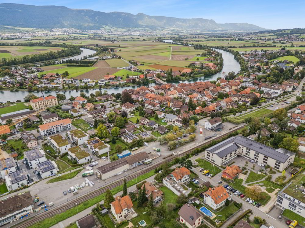 7.5 Zimmer Haus zum verkaufen in Büren an der Aare - Bild 1/15