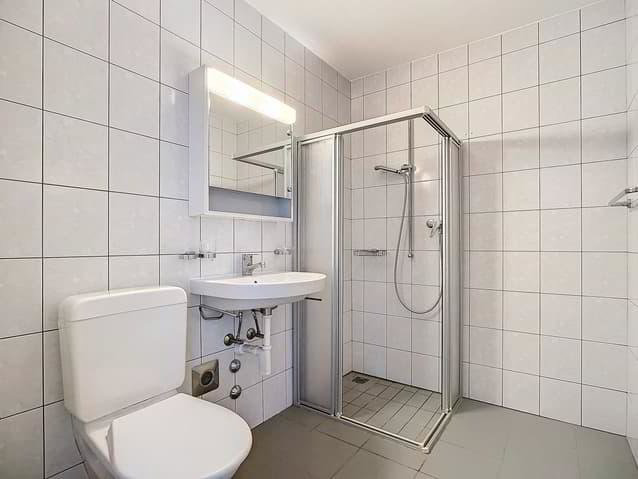 3 rooms Apartment for rent in La Chaux-de-Fonds - image 1/10