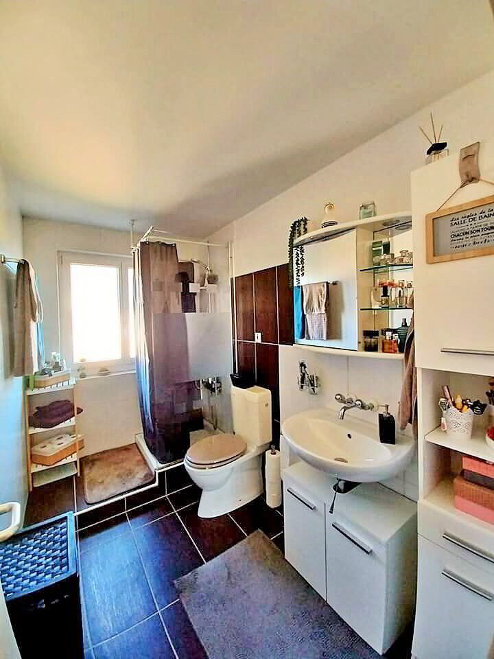 3 rooms Apartment for rent in Courtételle - image 1/10