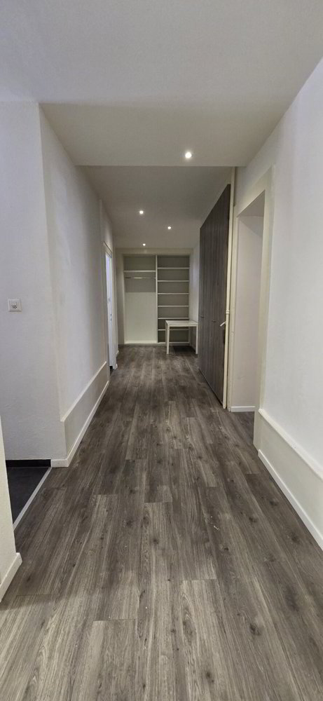 3.5 rooms Apartment for rent in La Chaux-de-Fonds - image 1/8