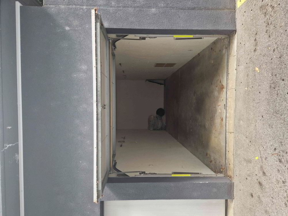 null rooms Car park, garage for rent in Territet - image 1/2