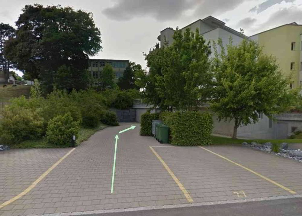 null Zimmer Parkplatz, Garage zu vermieten in Elgg - Bild 1/1