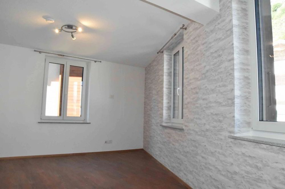2.5 Zimmer Wohnung zu vermieten in Stalden VS - Bild 1/5